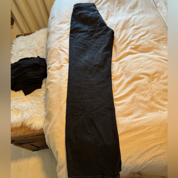 Abercrombie & Fitch Curve Love 90s Relaxed Fit Black Jeans - Size 26 Regular - Picture 6 of 8